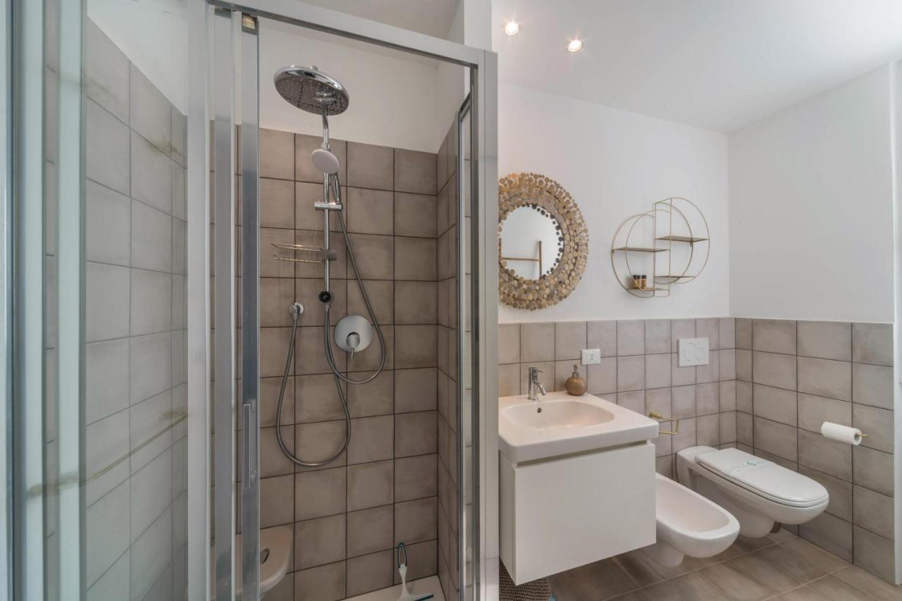 Casa Royale Appartamento Terra Lierna Luaran gambar